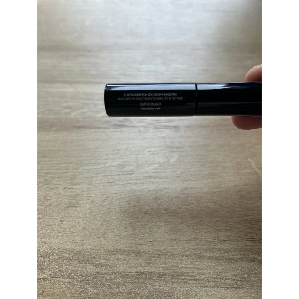 it cosmetics black volumizing